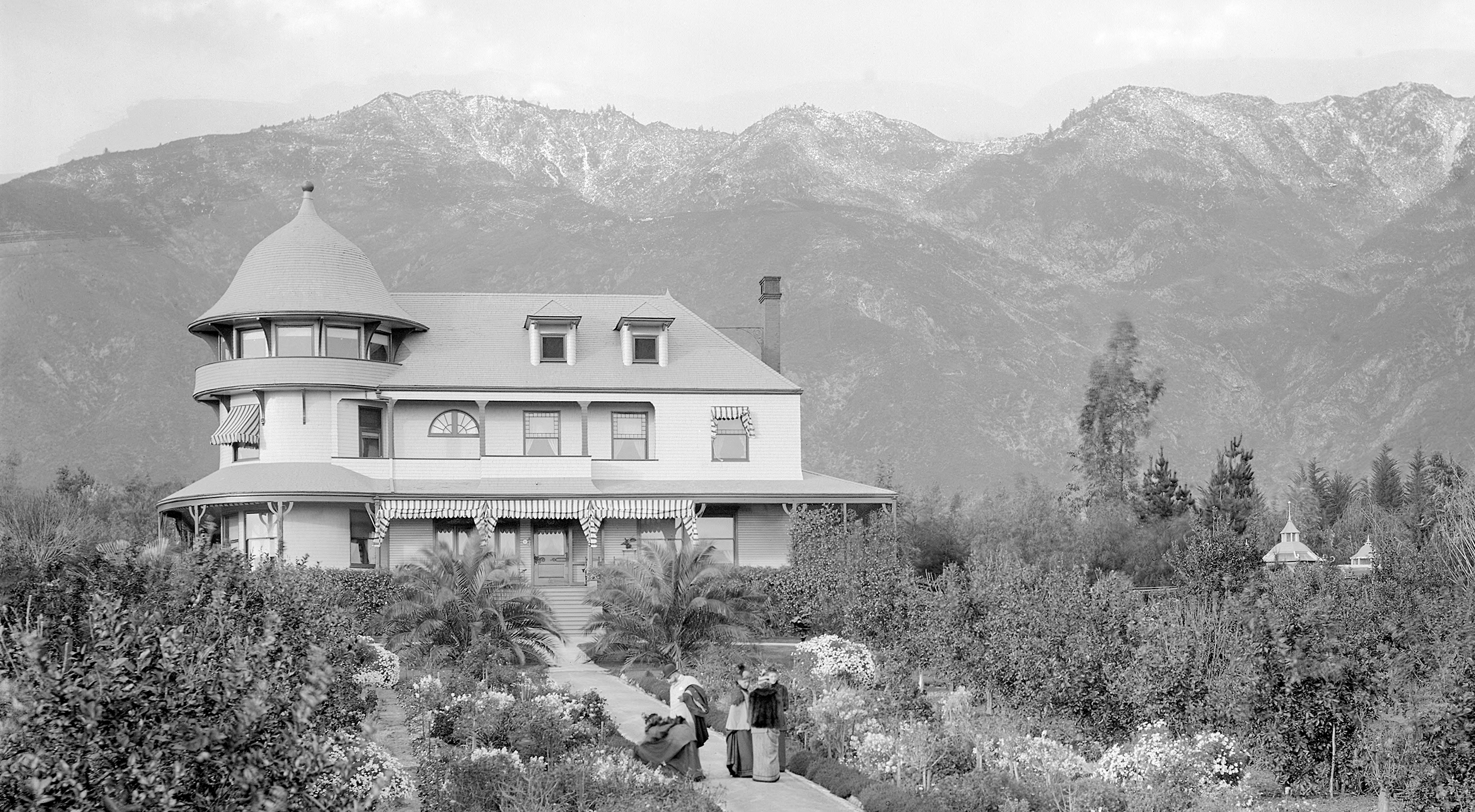 mcnally-residence-in-1900.jpg